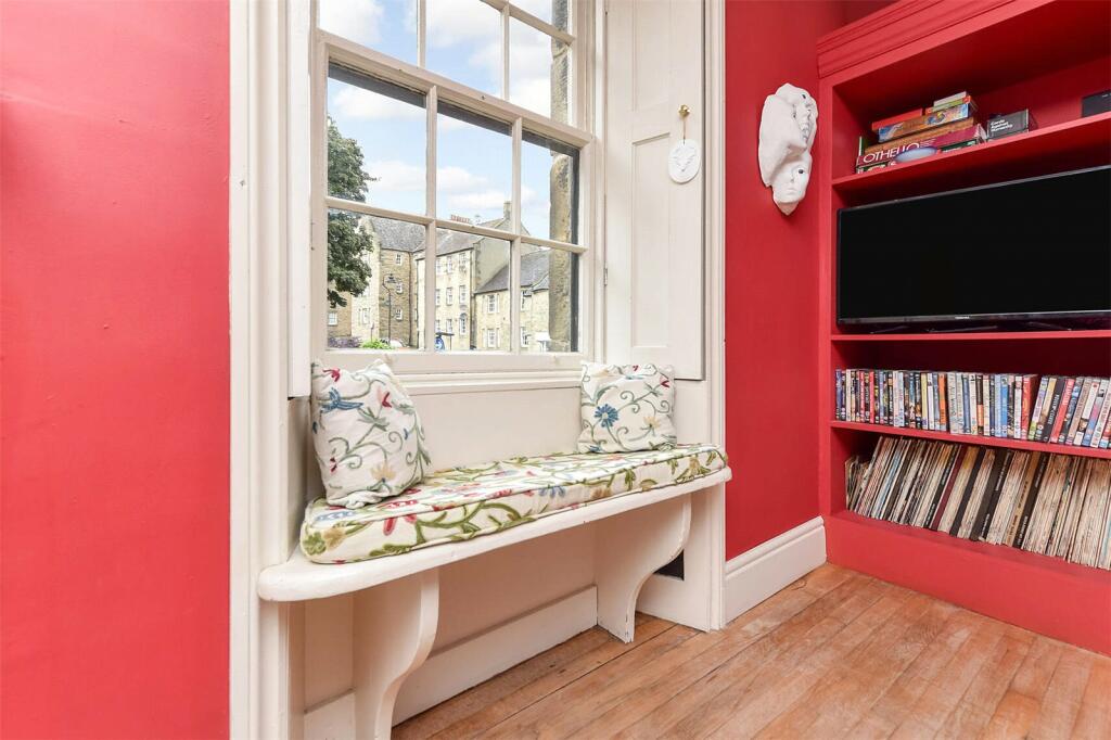 3 bed Terraced