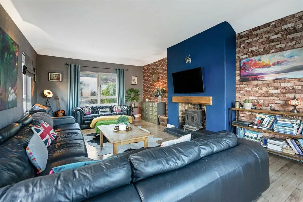 3 bed Apartment
