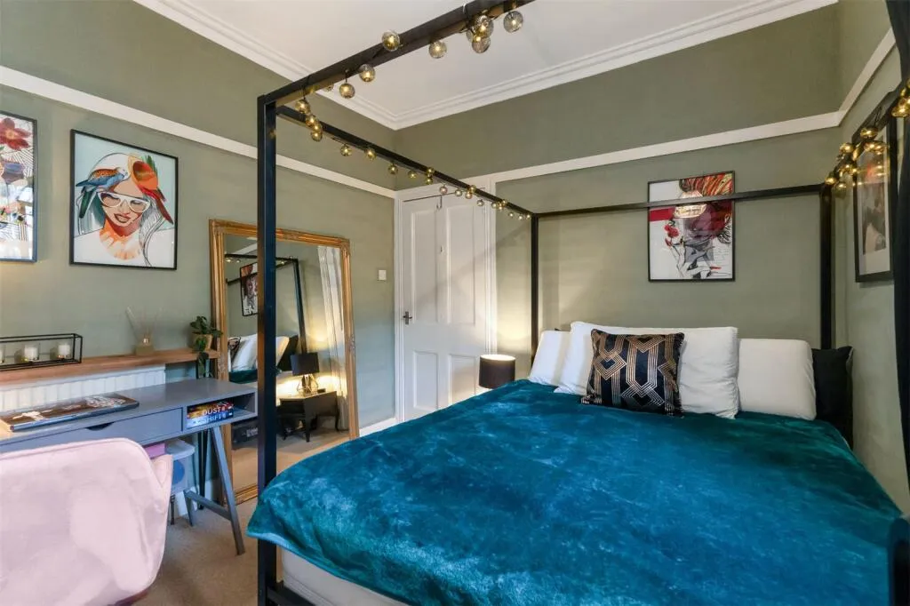 3 bed Apartment