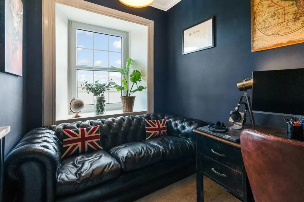 3 bed Apartment