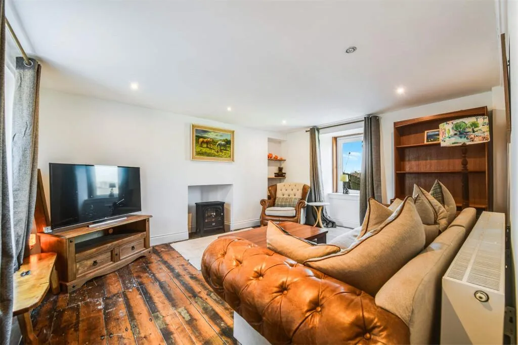 3 bed Semi-Detached