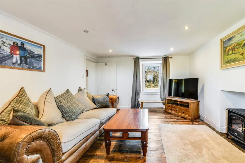 3 bed Semi-Detached
