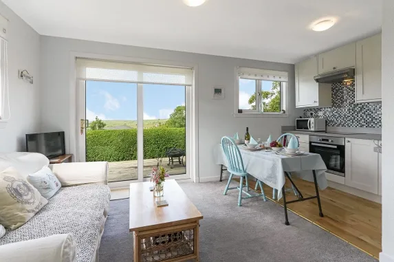 2 bed Detached Bungalow