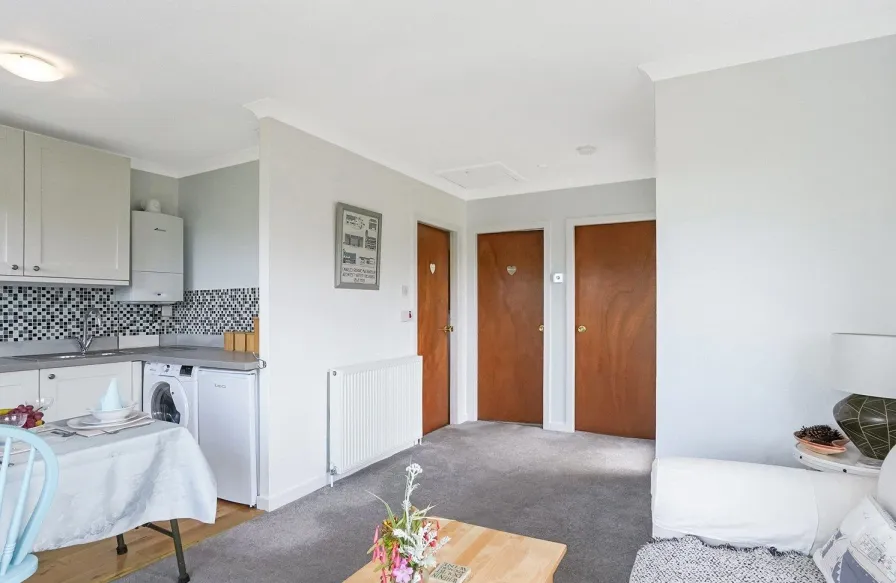 2 bed Detached Bungalow