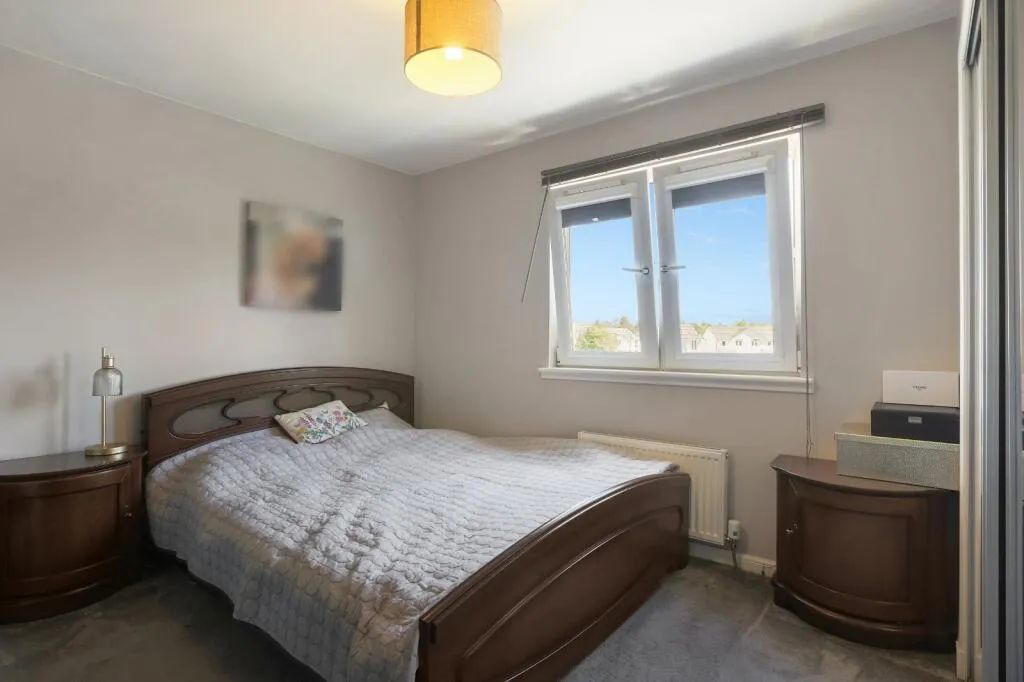 4 bed Detached