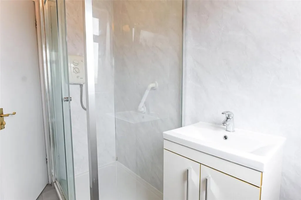 3 bed Terraced