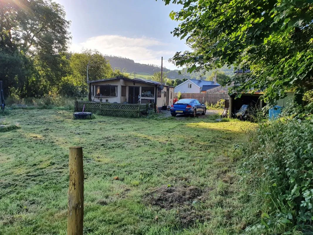 Glyndwr, Tre'r Ddol, Machynlleth, Powys, SY20 8QD - The free online property sales service.