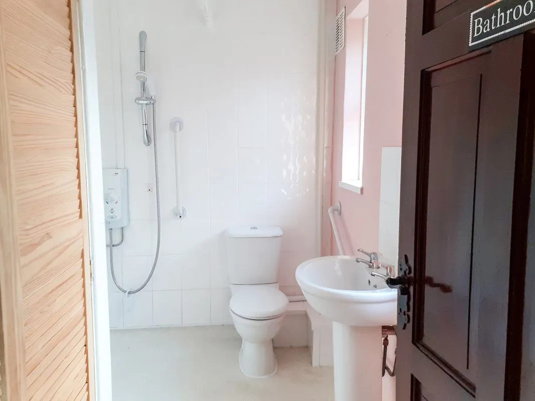 Pier Plain, Gorleston, Great Yarmouth, Norfolk, NR31 6PS - The free online property sales service.