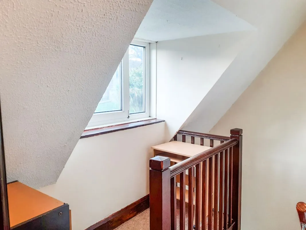 Pier Plain, Gorleston, Great Yarmouth, Norfolk, NR31 6PS - The free online property sales service.
