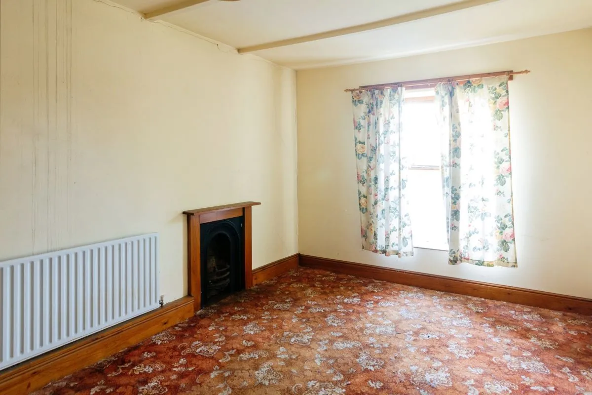 Steeple Grange, Wirksworth, Matlock, Derbyshire, DE4 4FS - The free online property sales service.