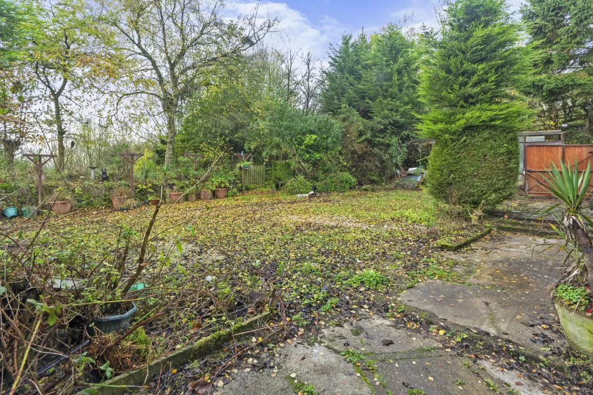Steeple Grange, Wirksworth, Matlock, Derbyshire, DE4 4FS - The free online property sales service.