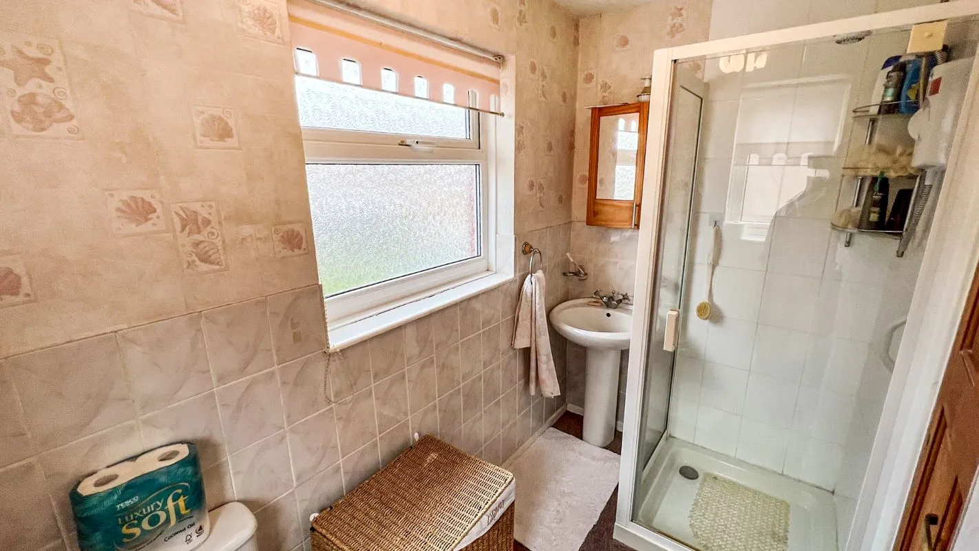 Keyhaven Drive, Havant, Hampshire, PO9 4BY - The free online property sales service.