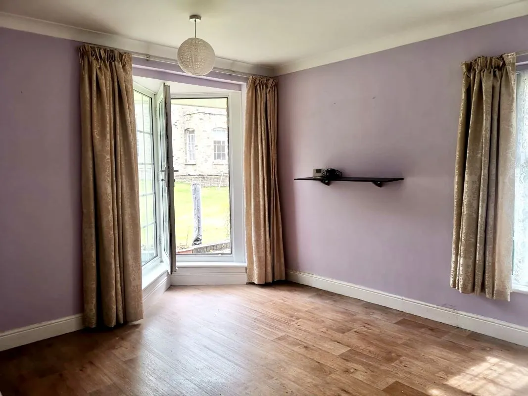Station Road, Earls Colne, Colchester, Essex, CO6 2NZ - The free online property sales service.
