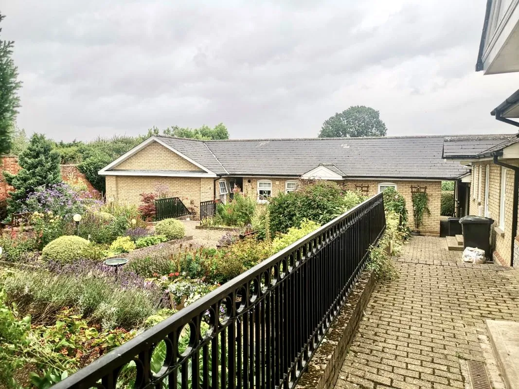 Station Road, Earls Colne, Colchester, Essex, CO6 2NZ - The free online property sales service.