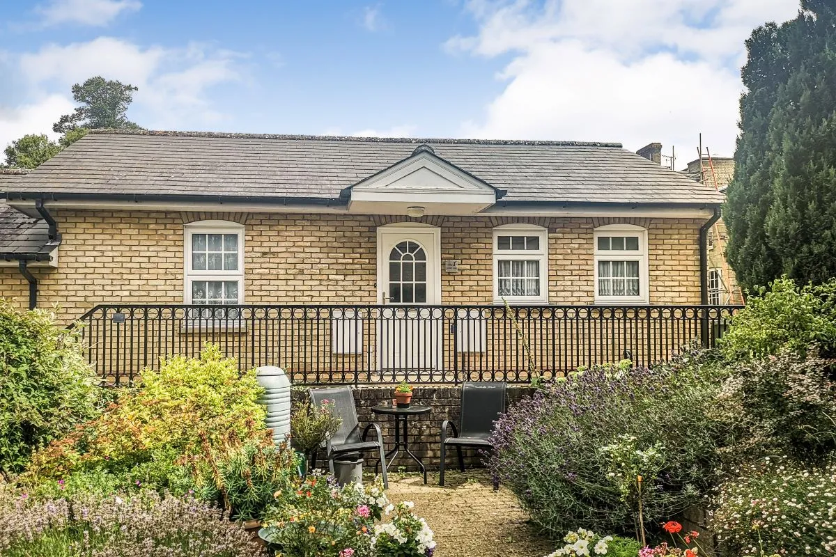 Station Road, Earls Colne, Colchester, Essex, CO6 2NZ - The free online property sales service.