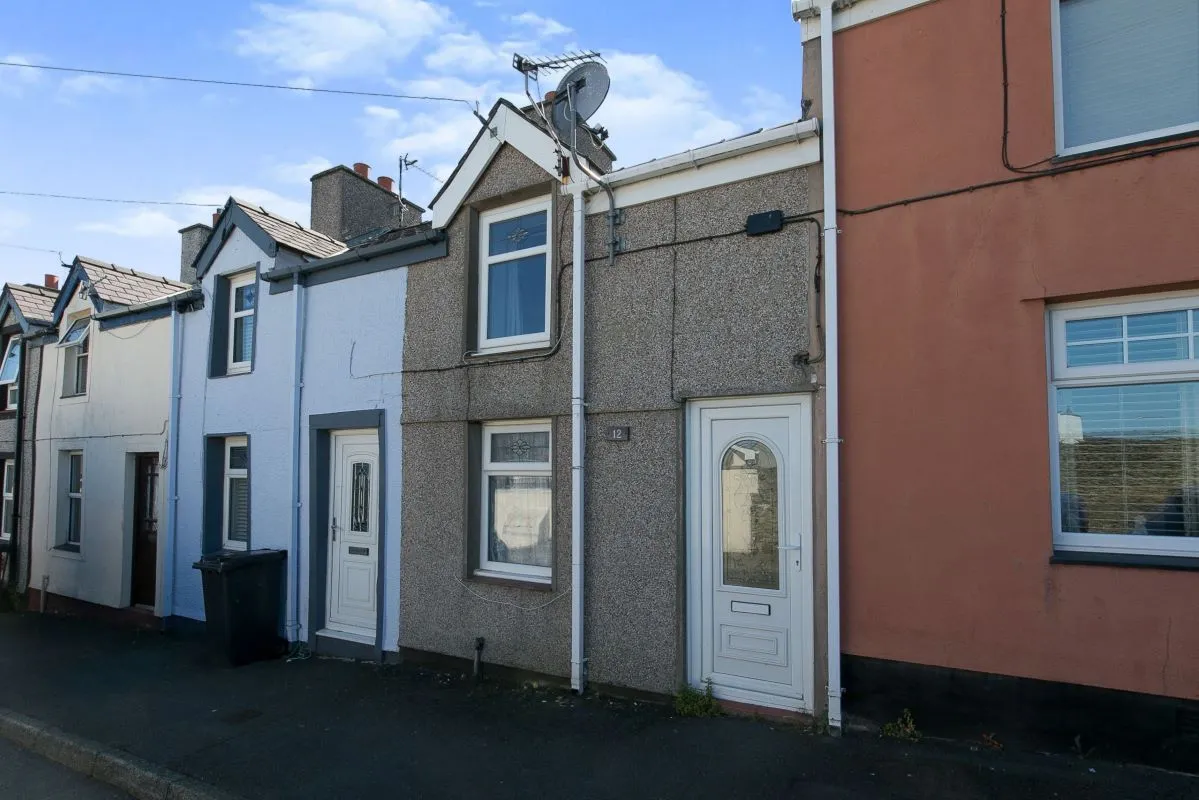 Machine Street, Amlwch, Gwynedd, LL68 9HA - The free online property sales service.