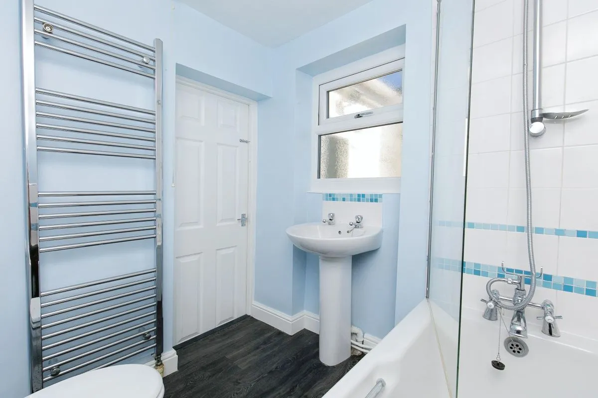 Machine Street, Amlwch, Gwynedd, LL68 9HA - The free online property sales service.
