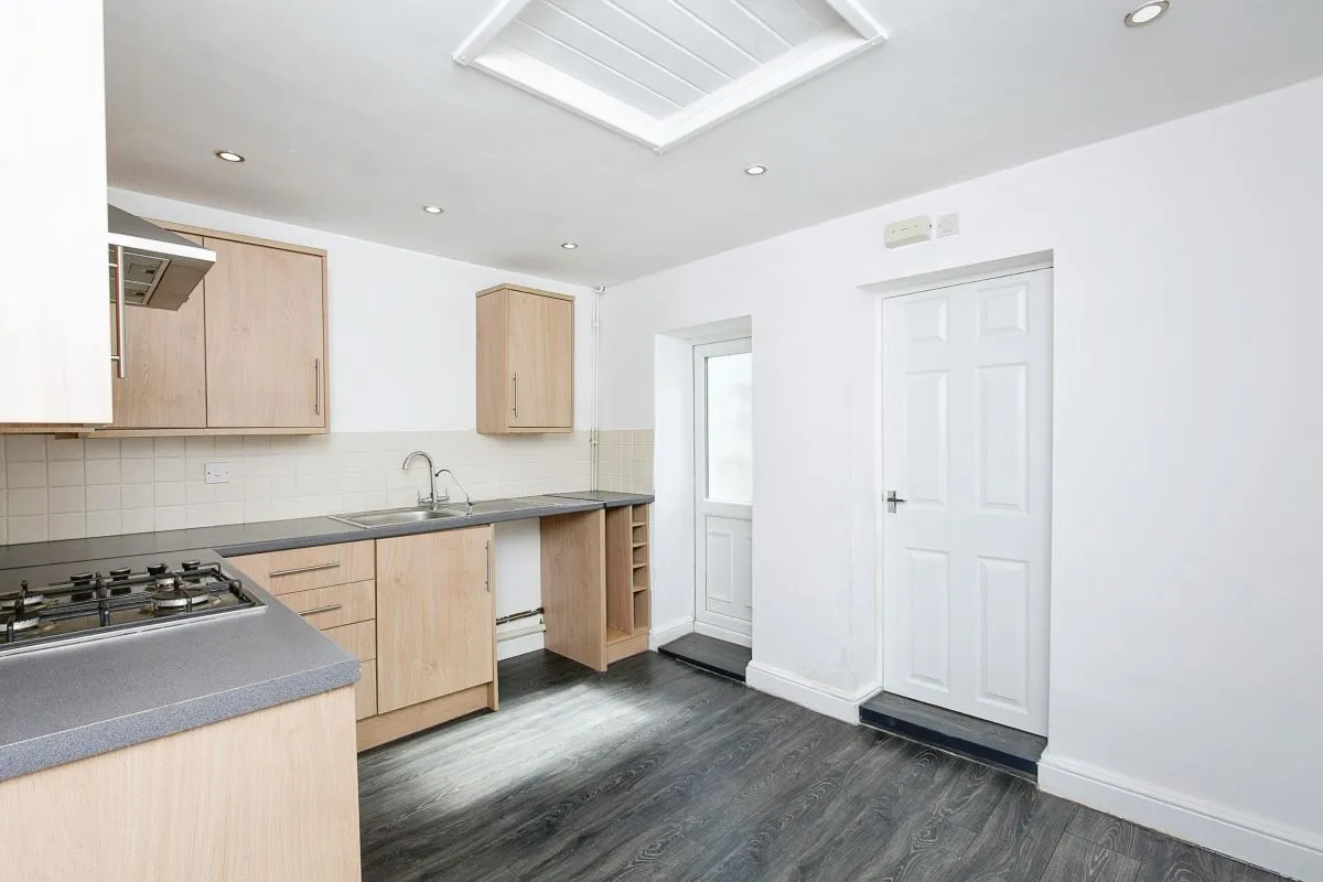 Machine Street, Amlwch, Gwynedd, LL68 9HA - The free online property sales service.
