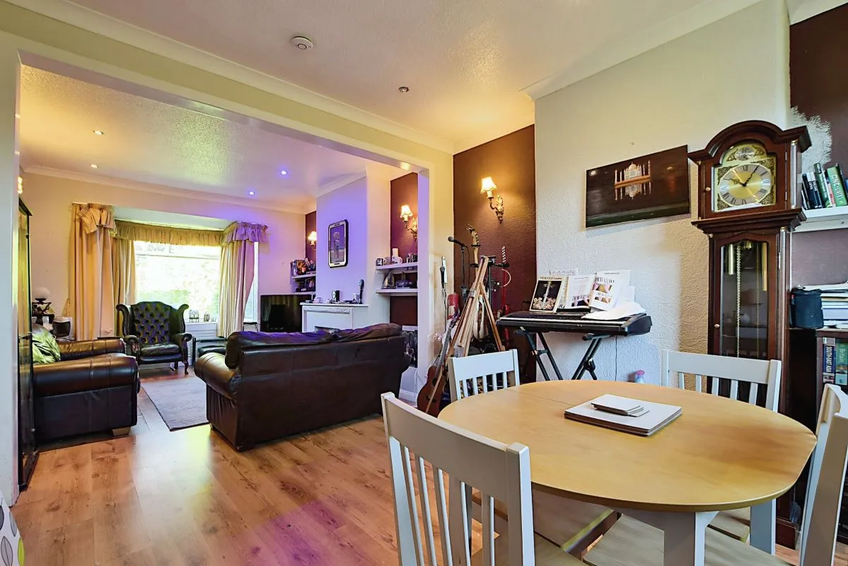 Congleton Road, Macclesfield, Cheshire, SK11 7XD - The free online property sales service.