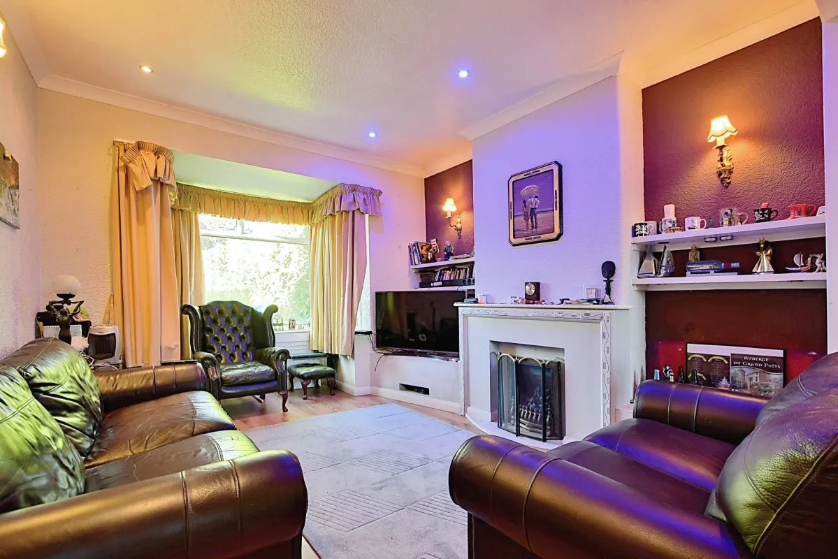 Congleton Road, Macclesfield, Cheshire, SK11 7XD - The free online property sales service.