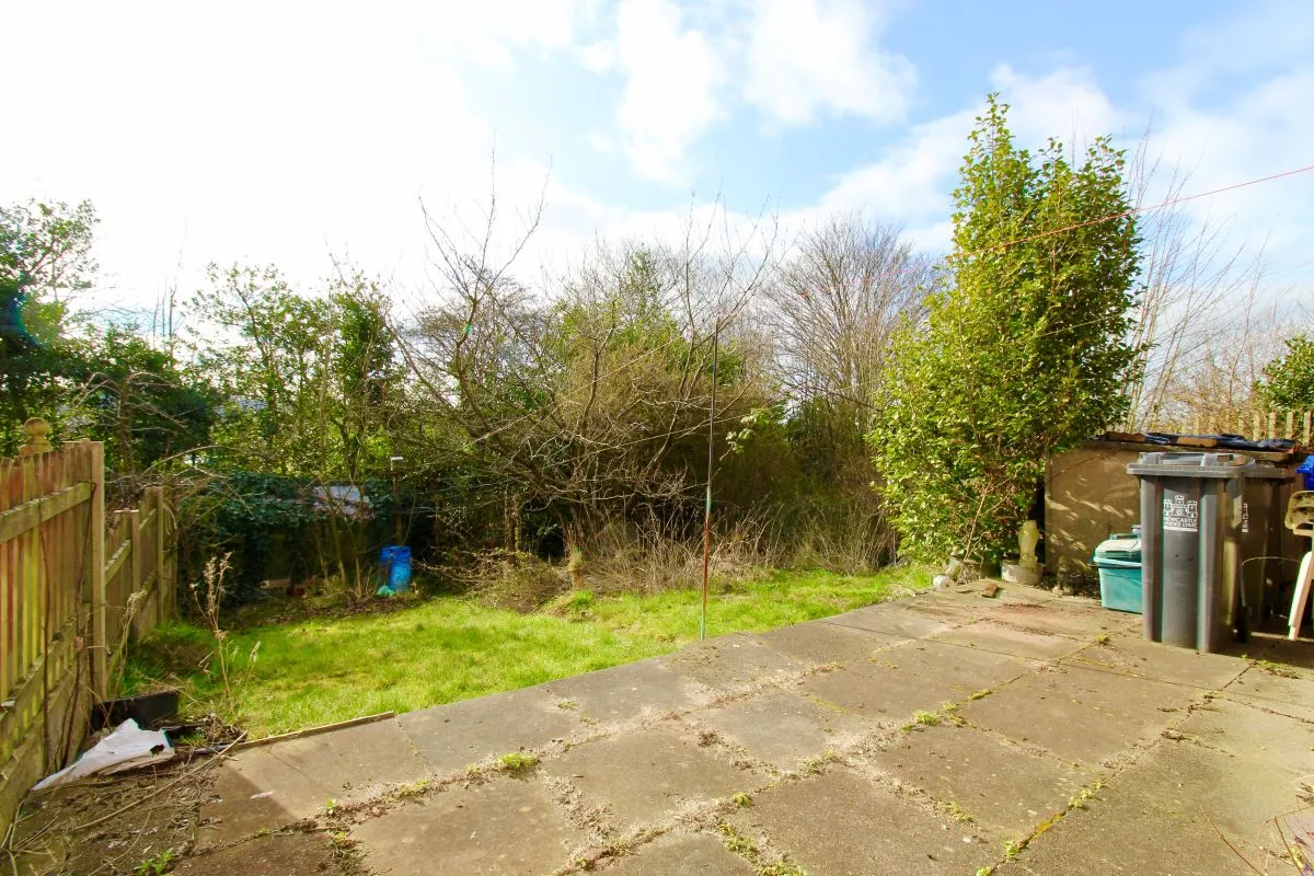 Whitehall Avenue, Kidsgrove, Stoke-on-Trent, Staffordshire, ST7 1EP - The free online property sales service.