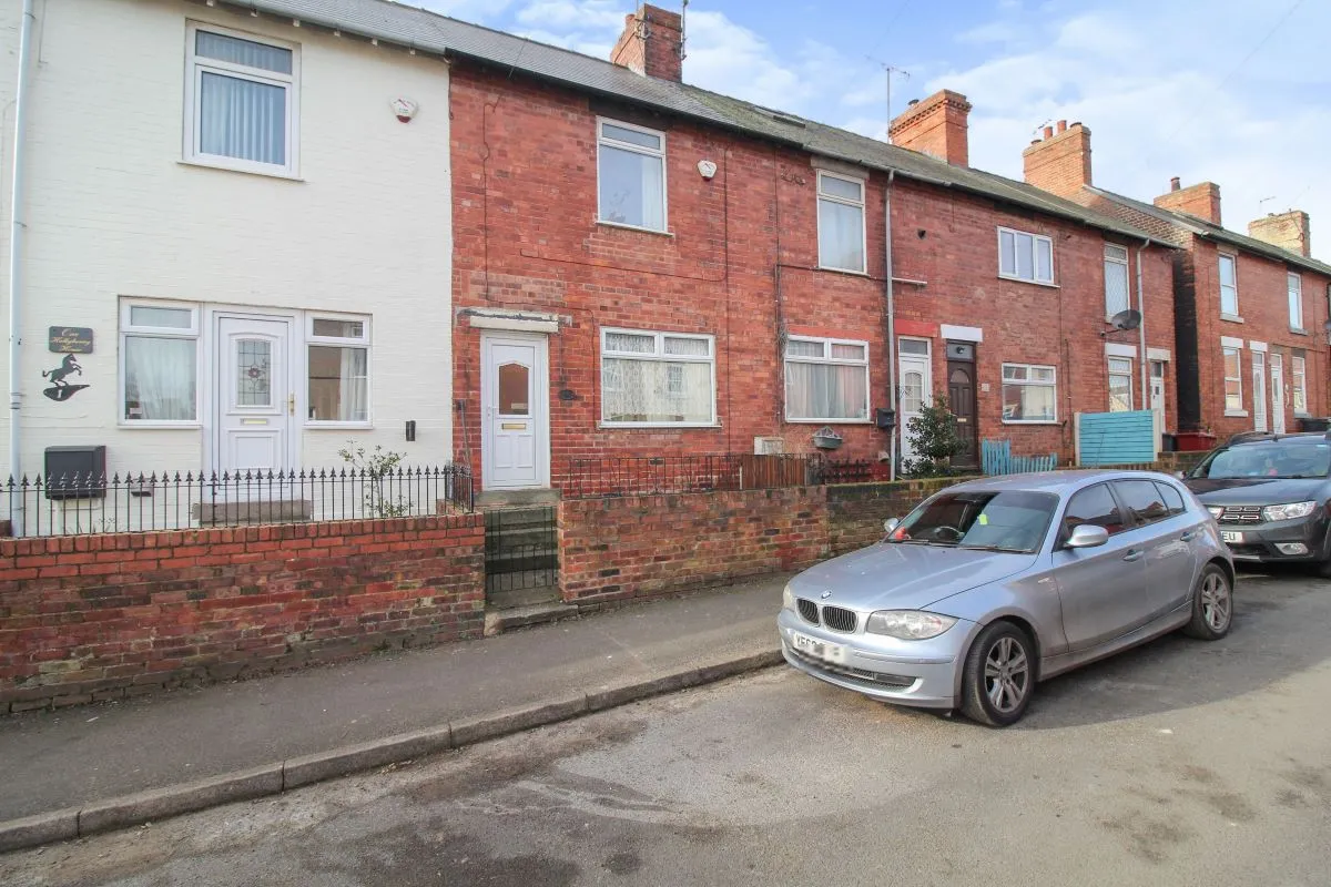 John Street, Creswell, Worksop, Nottinghamshire, S80 4DF - The free online property sales service.