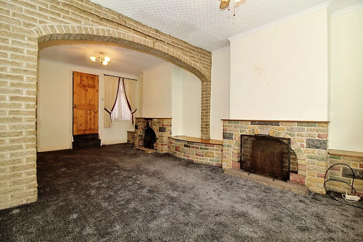 John Street, Creswell, Worksop, Nottinghamshire, S80 4DF - The free online property sales service.