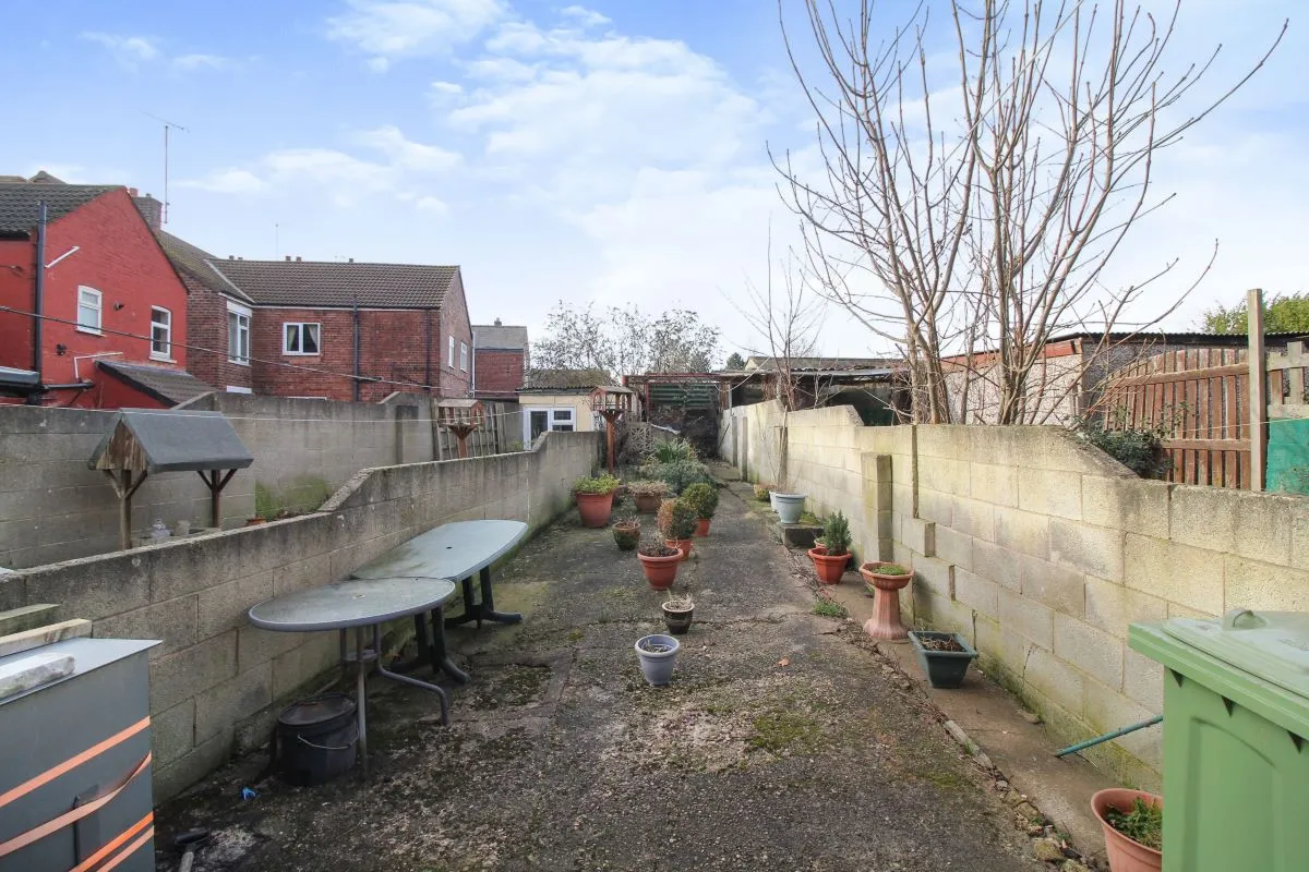John Street, Creswell, Worksop, Nottinghamshire, S80 4DF - The free online property sales service.