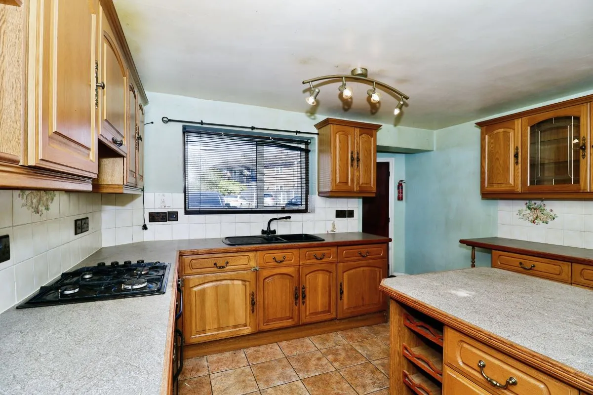 Fitzalan Road, Shrewsbury, Shropshire, SY1 3LL - The free online property sales service.