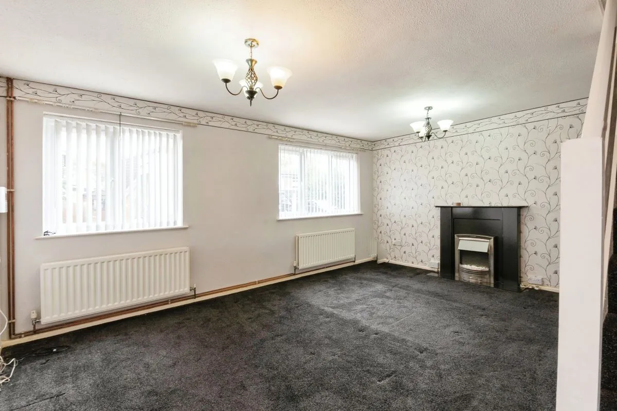 The Glebe, Daventry, Northamptonshire, NN11 4HR - The free online property sales service.