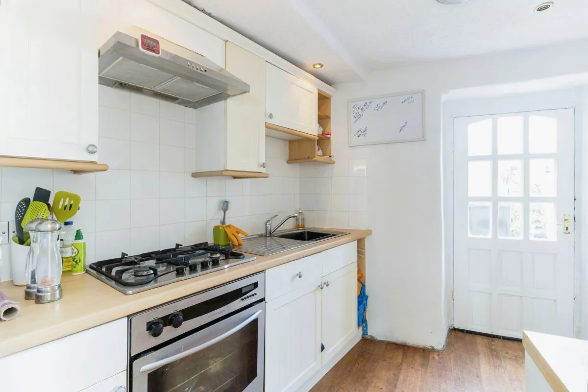 Town Tree Hill, Dawlish, Devon, EX7 9LD - The free online property sales service.