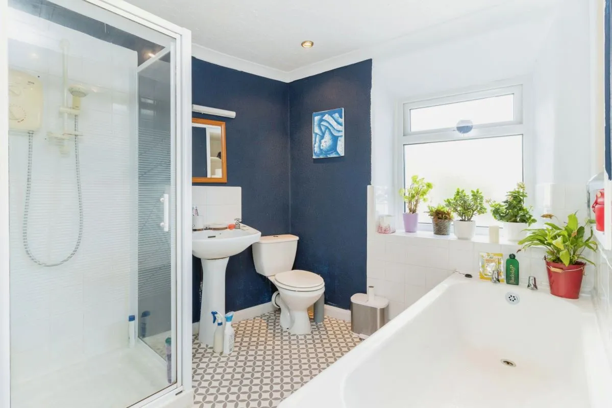 Town Tree Hill, Dawlish, Devon, EX7 9LD - The free online property sales service.