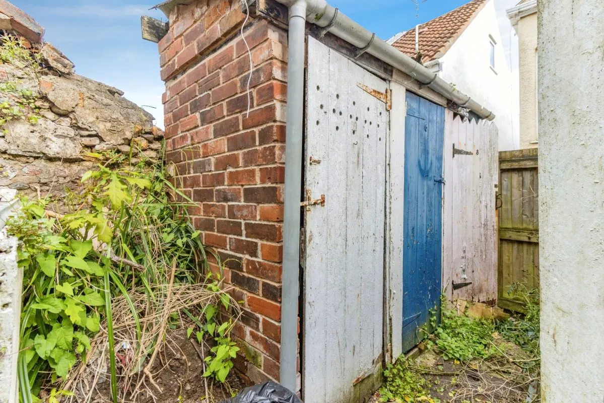 Town Tree Hill, Dawlish, Devon, EX7 9LD - The free online property sales service.