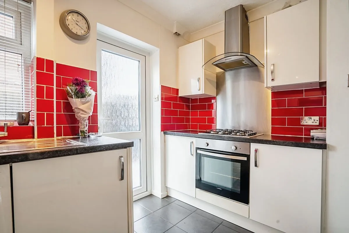 St. Marys Avenue, Braunstone, Leicester, Leicestershire, LE3 3FU - The free online property sales service.