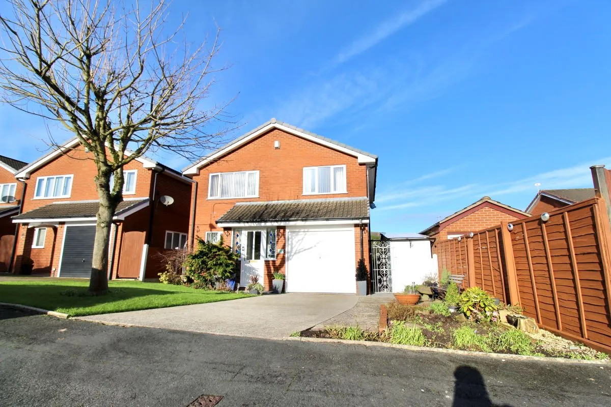 Rushdene, Wigan, Lancashire, WN3 5HJ - The free online property sales service.