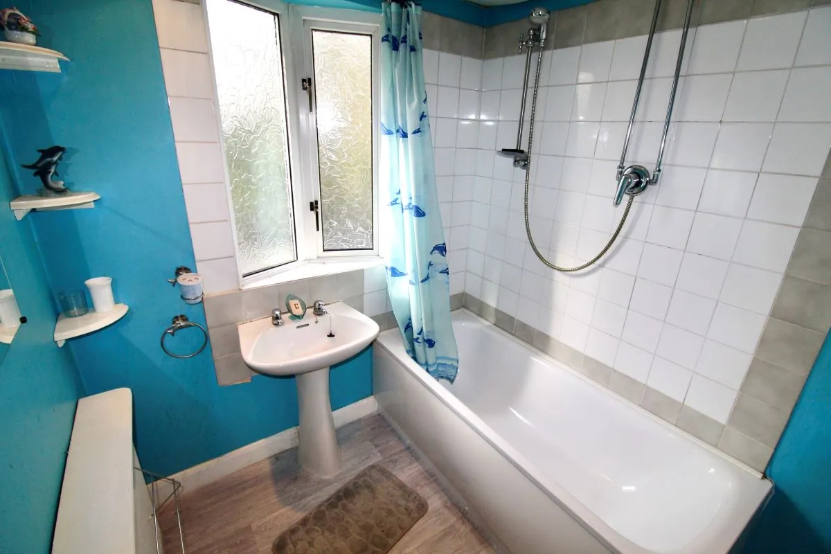 Church Road, Bolton, Lancashire, BL1 6HH - The free online property sales service.