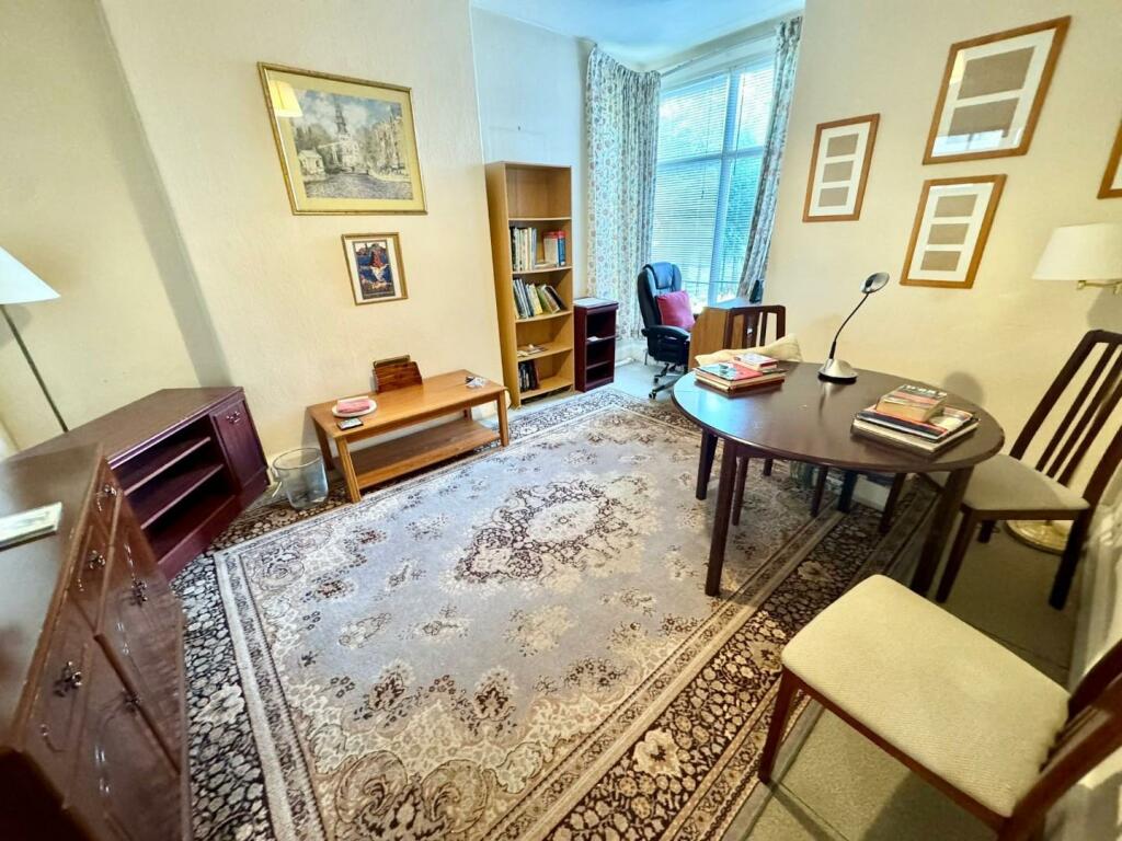 4 bed Semi-Detached