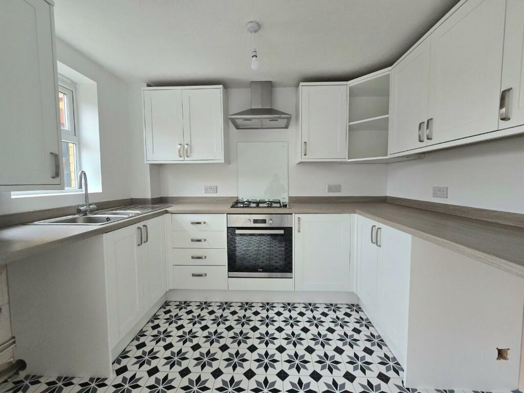3 bed Semi-Detached
