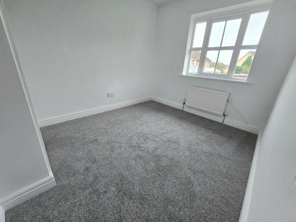 3 bed Semi-Detached