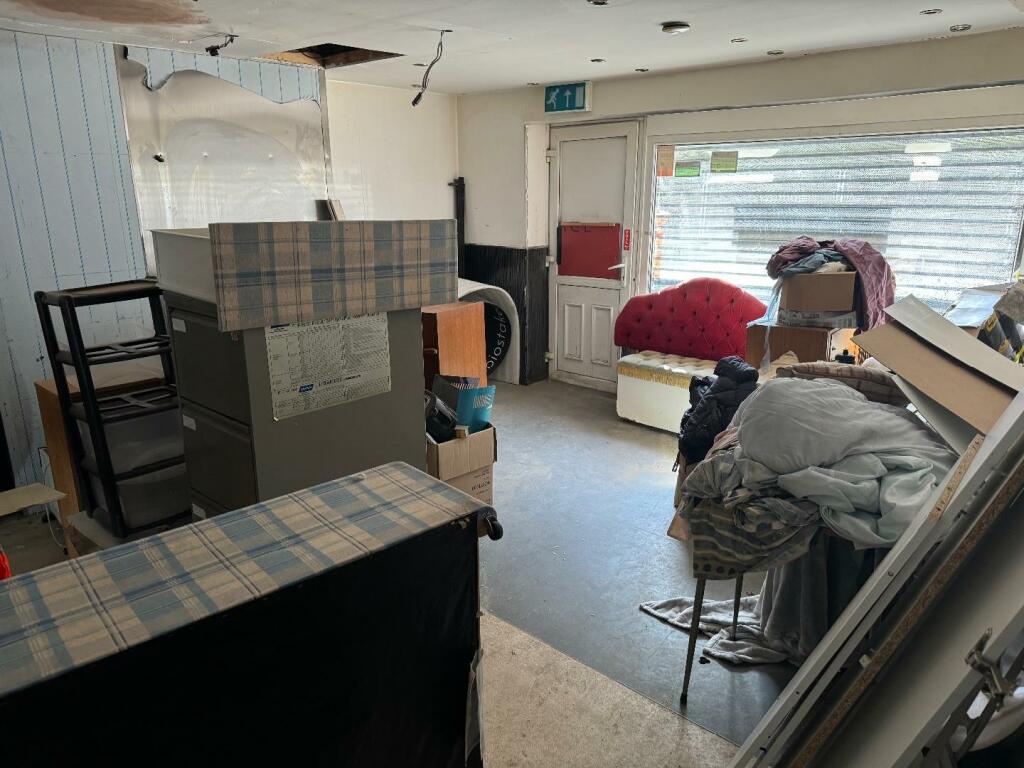 7 bed Mixed Use