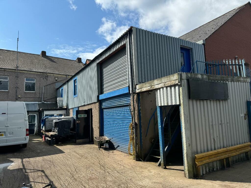 7 bed Mixed Use