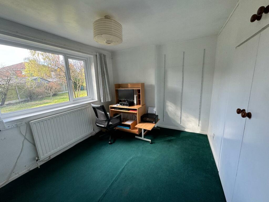 4 bed Detached