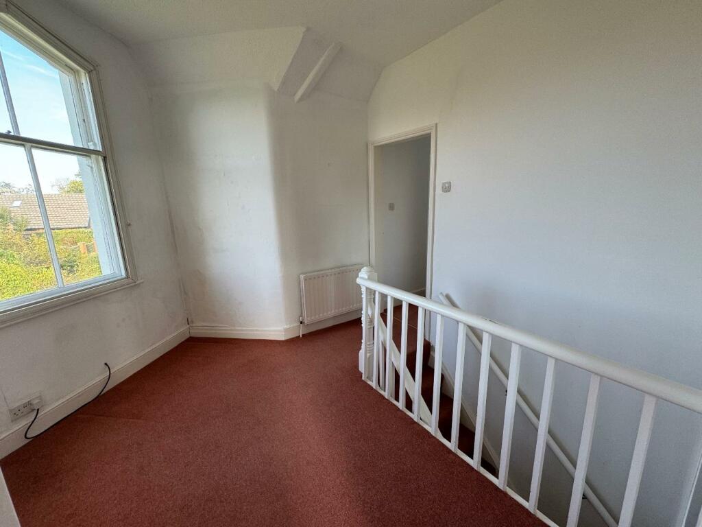 4 bed Detached