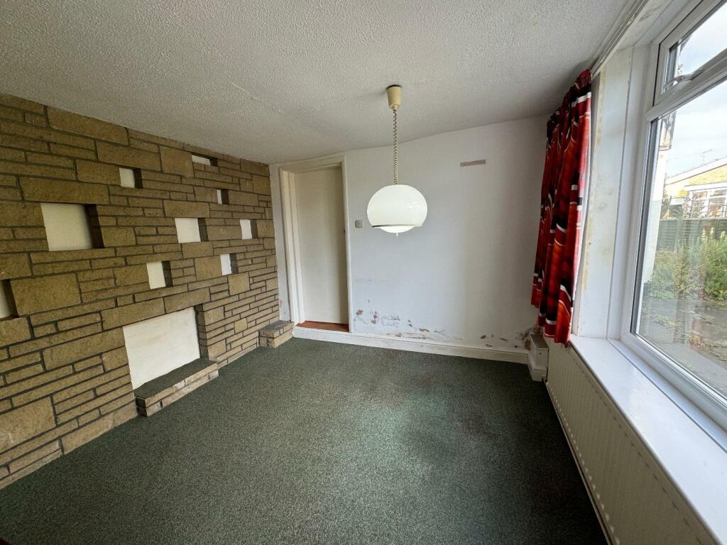 4 bed Detached