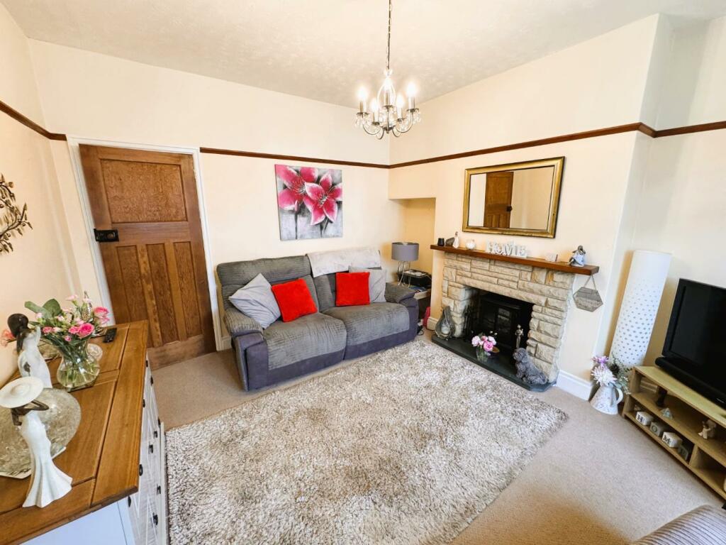 2 bed Semi-Detached
