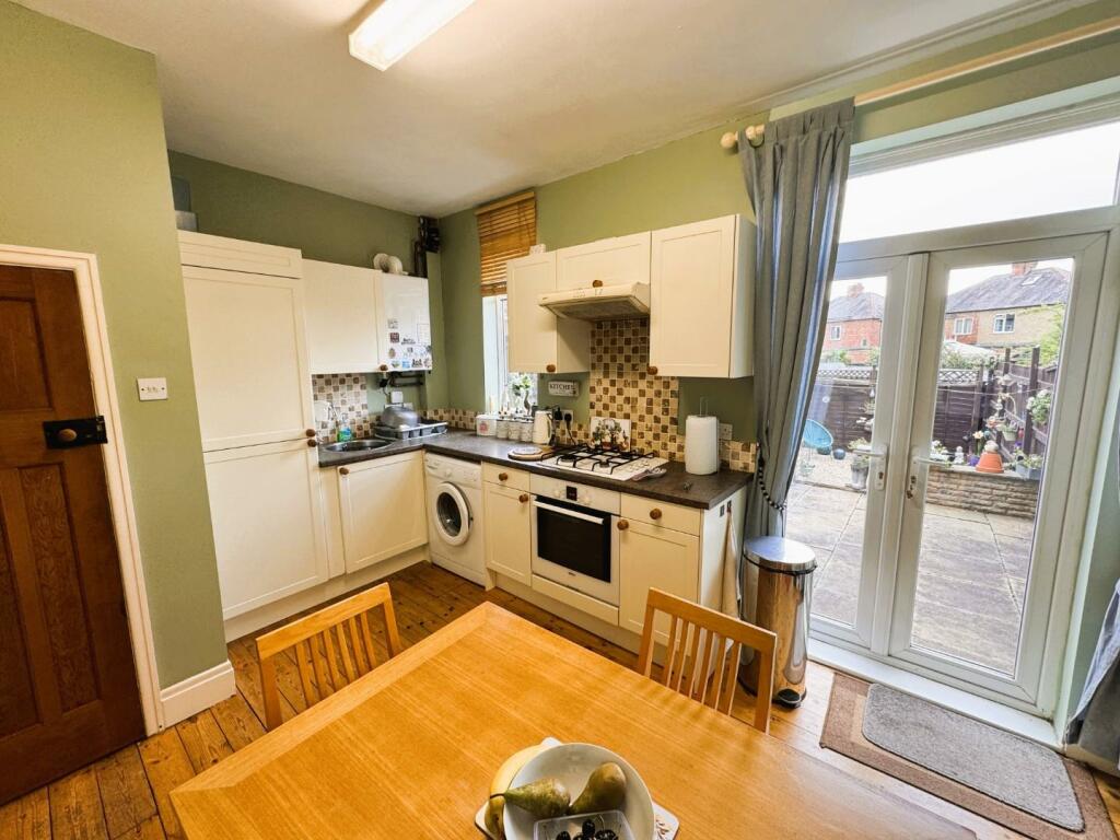2 bed Semi-Detached