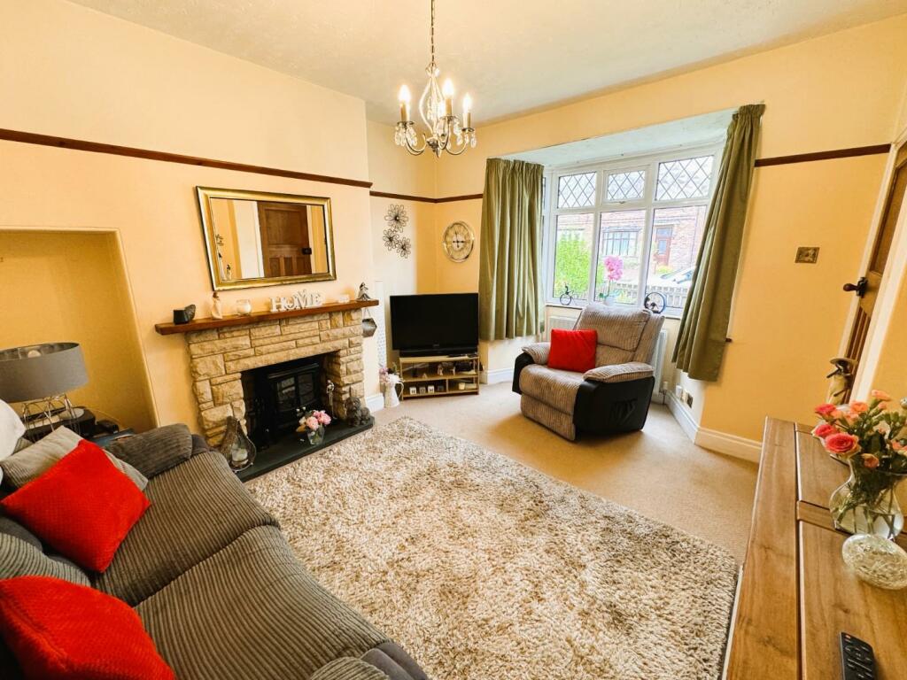 2 bed Semi-Detached
