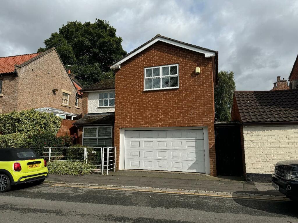 4 bed Detached