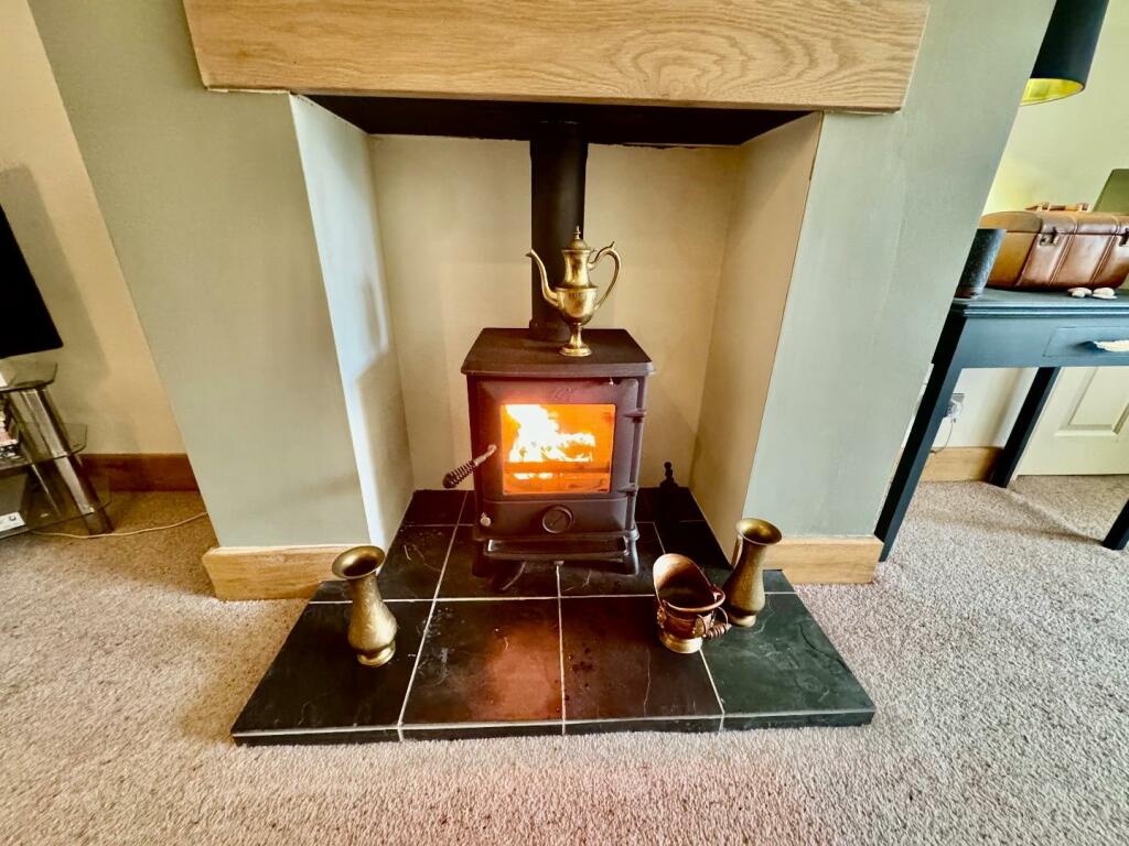4 bed Detached