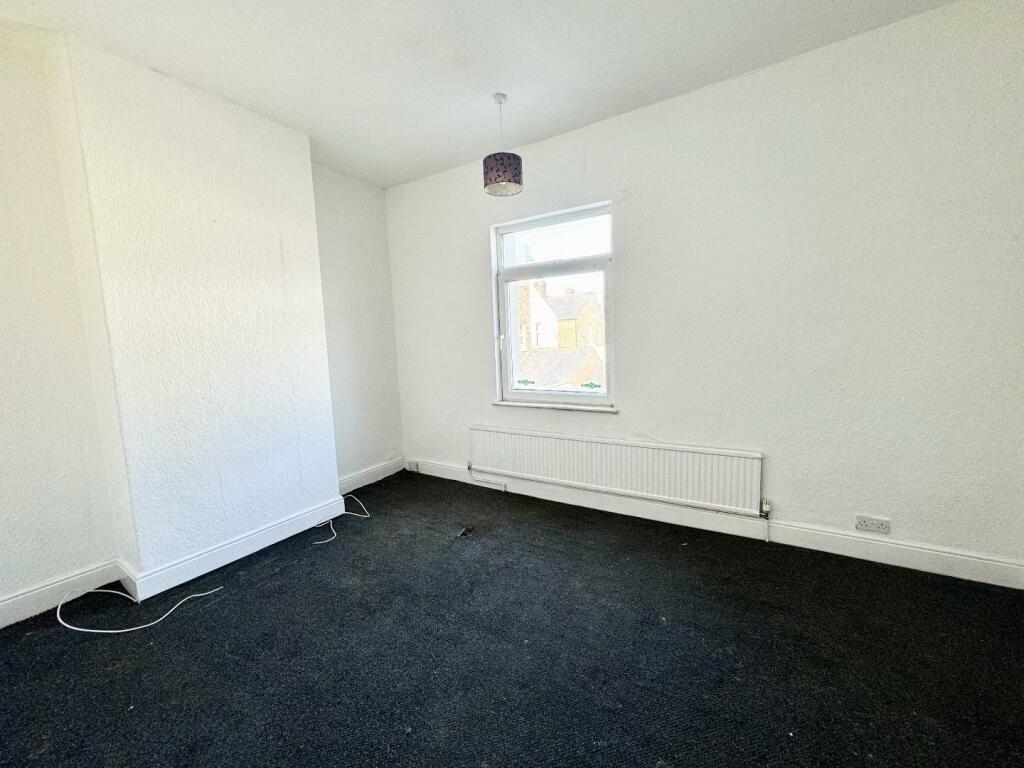 3 bed End of Terrace
